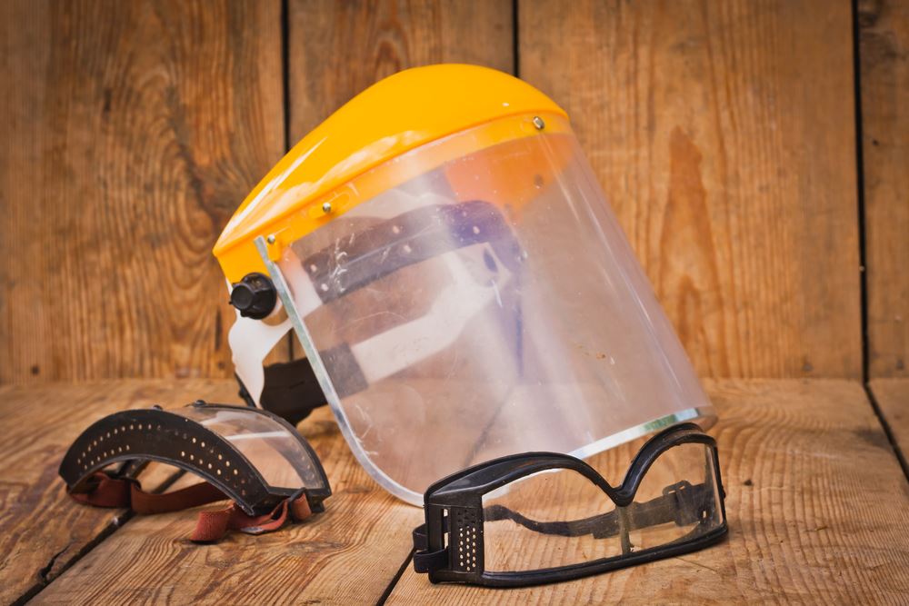 eye-protection-glasses-and-facewear.2203251453550-2