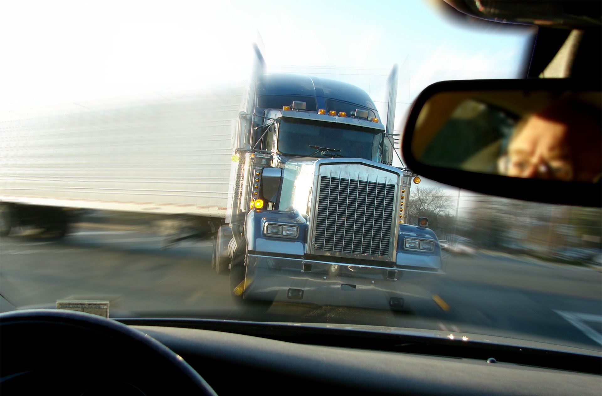 practice-areas-truck-acc.2002111153550-2