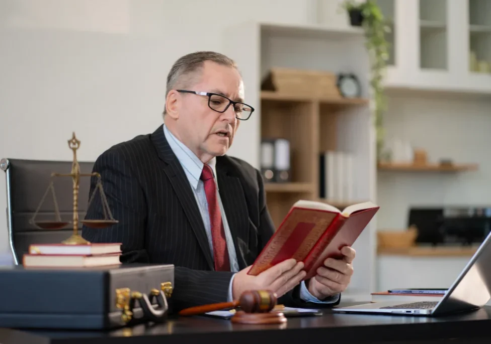 contingency fee attorney - contingency fee attorney
